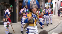 O desfile de Verín, cos seus cigarróns, cita obrigada do Entroido en Galicia