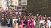 Milleiros de persoas na manifestación feminista galega en Lugo