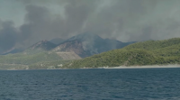 Os incendios arrasan as costas mediterráneas de Turquía