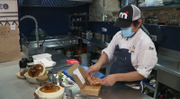 Os restaurantes poderán facer comida para levar a pesar do peche da hostalería
