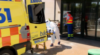 Hospitalizados once dos 87 anciáns contaxiados na residencia do Incio