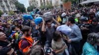 Nova xornada de mobilizacións con bolsas de lixo en Barcelona