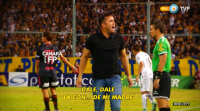 Paixón na banda para contaxiar o público que, polo momento, ten que ver o fútbol pola tele