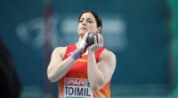 Belén Toimil remata sétima e volve superar os 18 metros