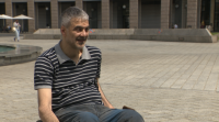 Miguel, tetrapléxico desde os 18 anos por tirarse ao mar de cabeza