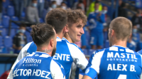 Manuel Pablo: "Noel está tocado cunha flor e facendo goles"