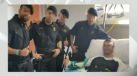 Un dos policías galegos feridos en Barcelona regresa á casa