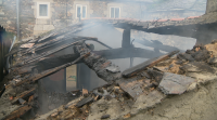 O incendio dun alpendre en Muras provoca perdas materiais por valor de miles de euros