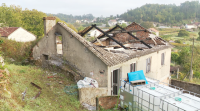 Unha parella de Barro merca unha casa para reformar e queda devorada polas lapas