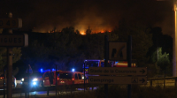 Máis de 2.000 evacuados por mor dun incendio forestal en Marsella