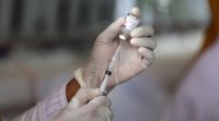 España recibirá en decembro tres millóns de vacinas "se pasan os filtros de seguridade"