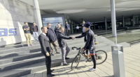A protesta contra o peche de Vestas en Viveiro chega á sede en Dinamarca tras 13 días en bicicleta