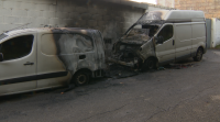 Arden dous vehículos e un colector do lixo en Vigo