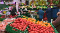 O coronavirus fainos ir menos á compra, pero gastar máis