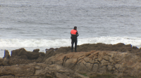 Volven ao mar por terceiro día na busca do patrón do pesqueiro que naufragou nas Cíes