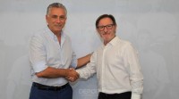 O Deportivo confirma a fichaxe de Anquela como novo adestrador