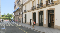 A policía colle na allada un home cando roubaba 140 colonias nunha tenda da Coruña