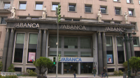 Abanca mira outras entidades para a fusión en España e para adquirir en Europa