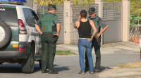 Os fillos da parella quedarán cun familiar
