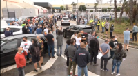 Os traballadores das plantas de Nissan en Cataluña protestan cunha marcha lenta de vehículos