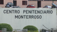 Illamento de presos no cárcere de Monterroso tras unha pelexa multitudinaria