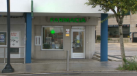 Dous encapuchados atracan unha farmacia de Vigo cun revólver e un coitelo