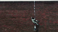 Aparece un posible Banksy no muro da prisión onde estivo encarcerado Oscar Wilde
