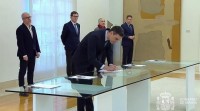 Goberno e axentes sociais asinan o acordo para a prórroga dos ERTE
