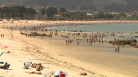Soben as temperaturas e nótase nas praias