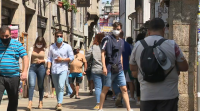As rúas de Compostela, ateigadas de turistas no segundo domingo de agosto