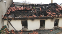 O lume arrasa unha casa na Pobra de Trives, sen que haxa que lamentar danos persoais