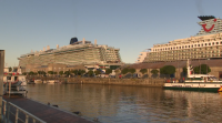 Dobre escala de cruceiros no porto de Vigo