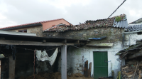 Arde un alpendre en Mugardos e o dono cre que o incendio foi intencionado