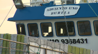 Os 17 tripulantes do pesqueiro en Burela contaxiados de covid-19 estarán dez días confinados