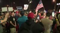 Protestas nos Estados Unidos mentres continúa o reconto
