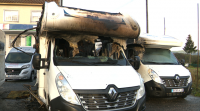 Un incendio calcina seis autocaravanas dunha empresa de alugueiro de Pontecesures