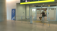 Continúan os cribados nos aeroportos galegos para frear a entrada do virus