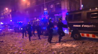 83 detidos e 152 feridos na quinta noite de altercados en Barcelona