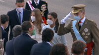 Apupos a Sánchez e berros de "dimisión" no desfile militar do 12 de outubro