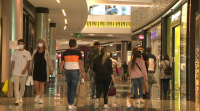 O comercio demanda menos impostos, liberdade horaria e que se incentive o pagamento con tarxeta