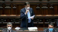 O primeiro ministro italiano Giuseppe Conte dimite este martes por falta de apoios