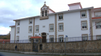 Soben a 460 os usuarios de residencias contaxiados tras creceren os gromos nos centros de Guntín e Pontedeume