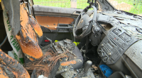 A Garda Civil trata de identificar os vándalos que queimaron catro coches en Boiro