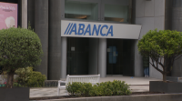 Abanca entrega ao Sergas sete equipos para monotorizar pacientes da covid-19