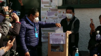 Bolivia celebra eleccións xerais co candidato afín a Evo Morales como favorito na enquisas