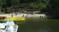 A praia da Cova, no Saviñao, é unha alternativa para os amantes do turismo de interior