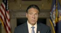 O gobernador de Nova York anuncia a súa dimisión tras as acusacións por acoso sexual