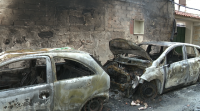 Investigan o incendio supostamente intencionado de dous coches en Vilanova de Arousa