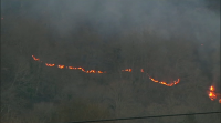 Máis de trinta incendios seguen activos en Cantabria