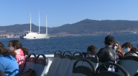 Espectáculo na ría de Vigo: tres dos navíos mais luxosos do mundo recalan nas súas augas